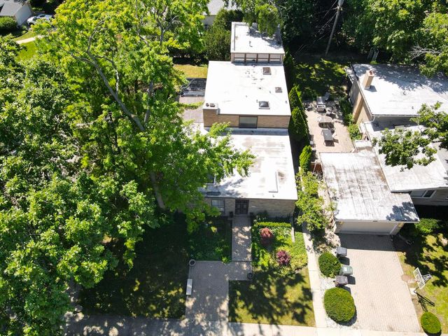 9000 Tripp Avenue, Skokie, IL 60076