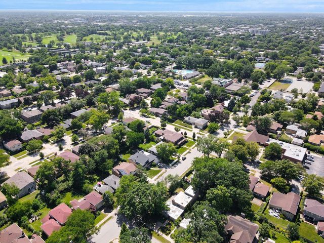 9000 Tripp Avenue, Skokie, IL 60076