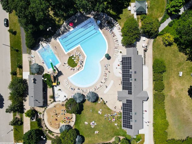9000 Tripp Avenue, Skokie, IL 60076