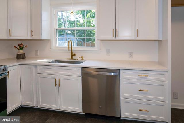 501 QUINCY DR, Turnersville, NJ 08012