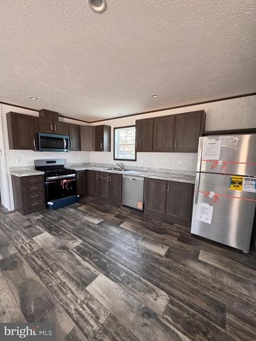 7201 BATTLE LANE, Millville, NJ 08332