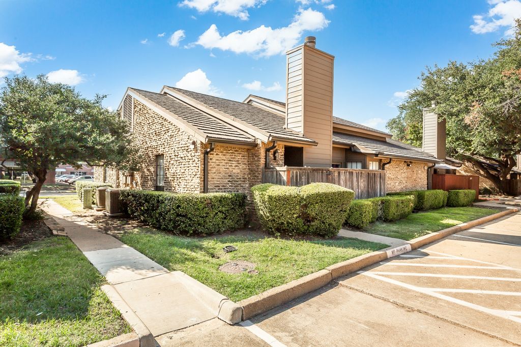 333 Melrose Drive 10C, Richardson, TX 75080