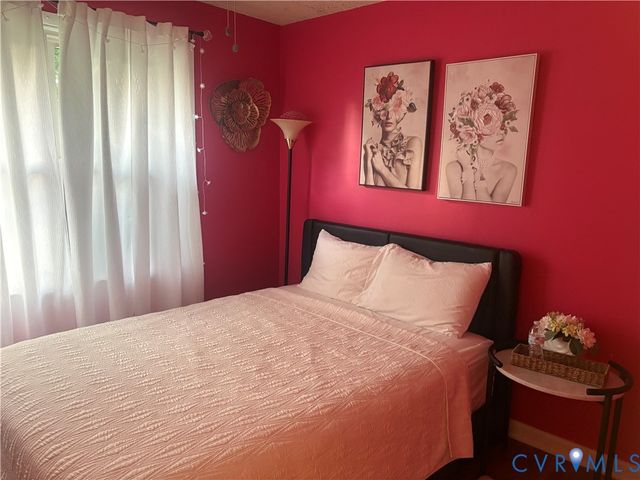 2443 Tignor Rd, Richmond, VA 23224