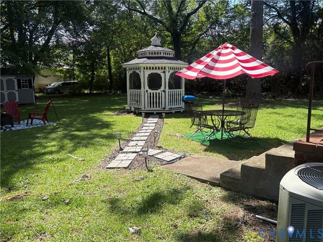 2443 Tignor Rd, Richmond, VA 23224