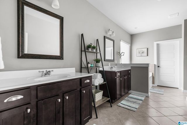 105 LAKE RIDGE DRIVE, Trussville, AL 35173