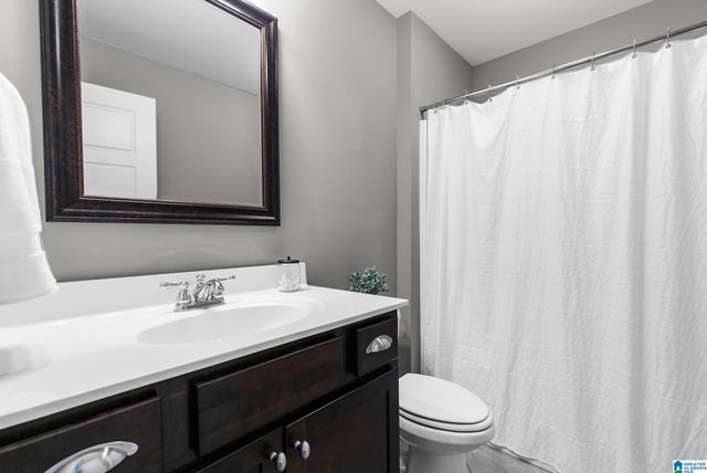 105 LAKE RIDGE DRIVE, Trussville, AL 35173