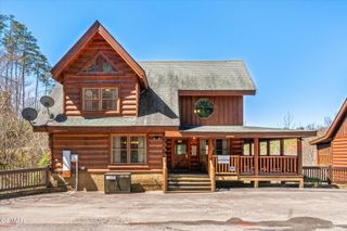 2150 Bear Haven Way, Sevierville, TN 37862