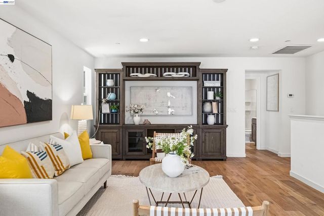 8556 Seawind Way, Newark, CA 94560