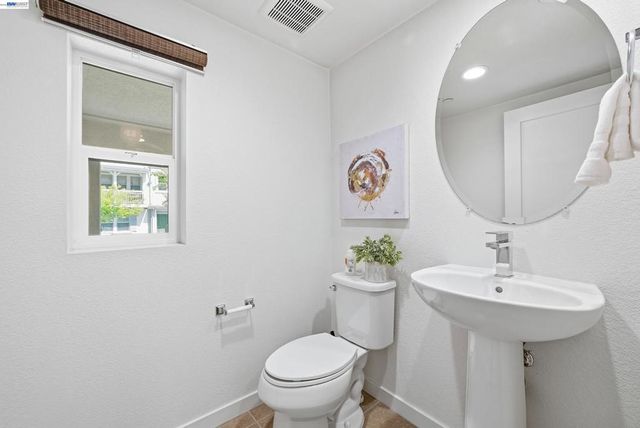 8556 Seawind Way, Newark, CA 94560