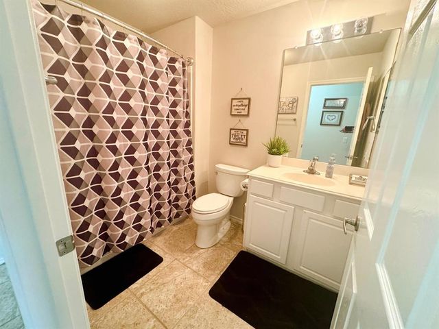 25203 Shadowmere Lane, Katy, TX 77494