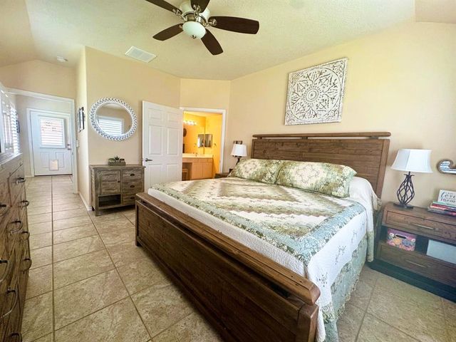 25203 Shadowmere Lane, Katy, TX 77494