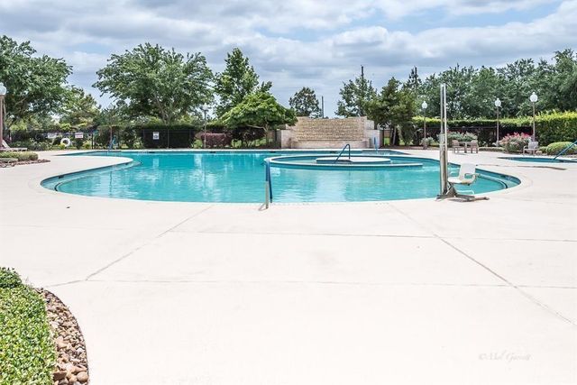 25203 Shadowmere Lane, Katy, TX 77494