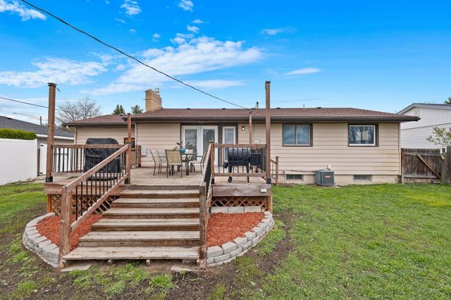 5933 N Moore St, Spokane, WA 99205