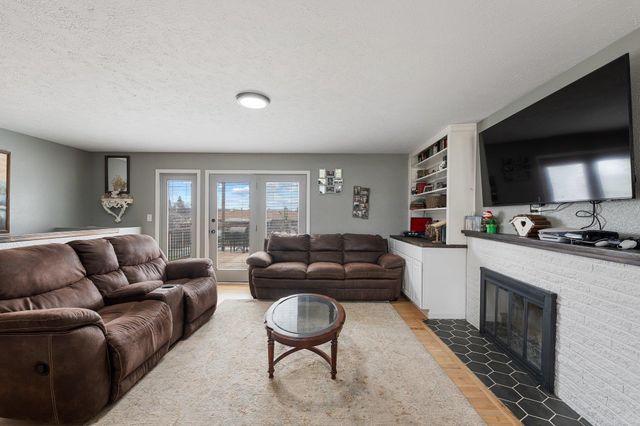 5933 N Moore St, Spokane, WA 99205