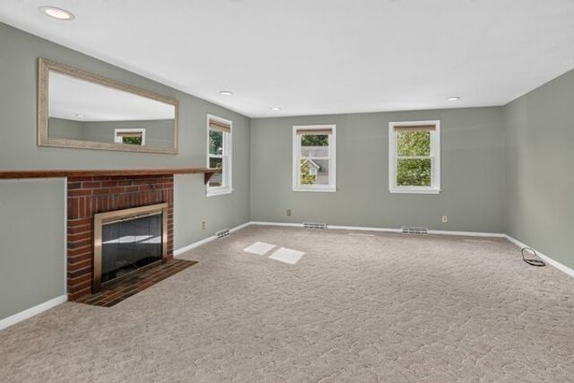 35 Jerrold Street, Holliston, MA 01746