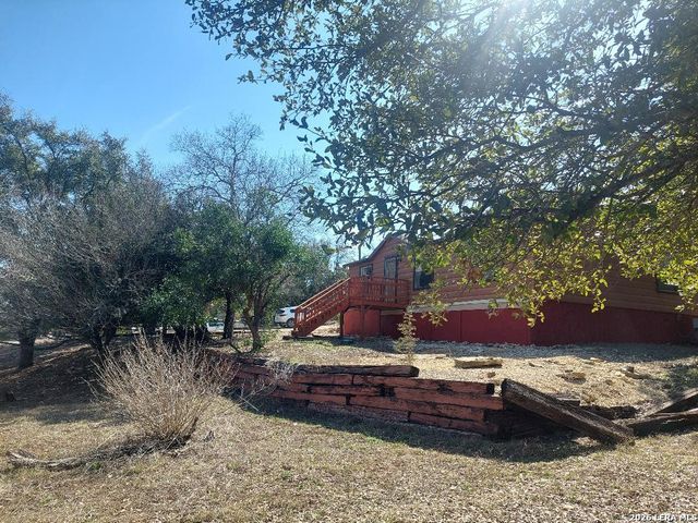 206 Sir Winston Dr, Canyon Lake, TX 78133