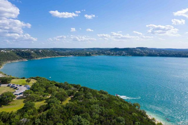 206 Sir Winston Dr, Canyon Lake, TX 78133