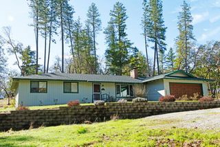 16792 Water Gap Road, Williams, OR 97544