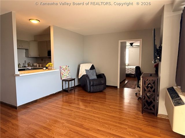 1800 Roundhill Road 907, Charleston, WV 25314