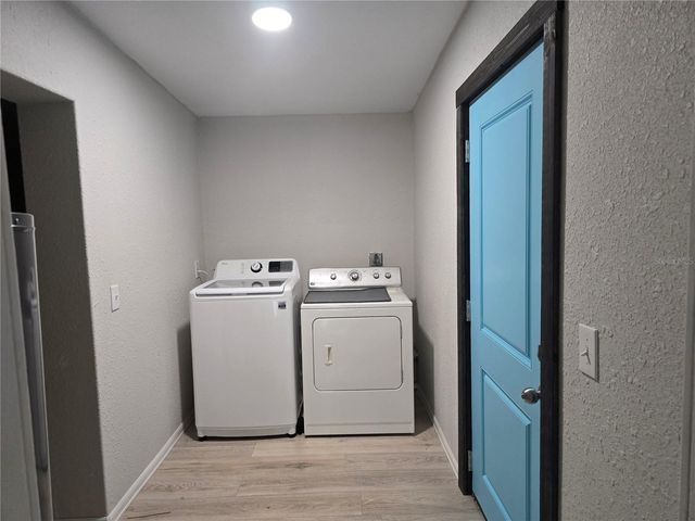 2346 CR 401, Lake Panasoffkee, FL 33538