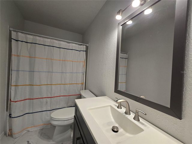 2346 CR 401, Lake Panasoffkee, FL 33538