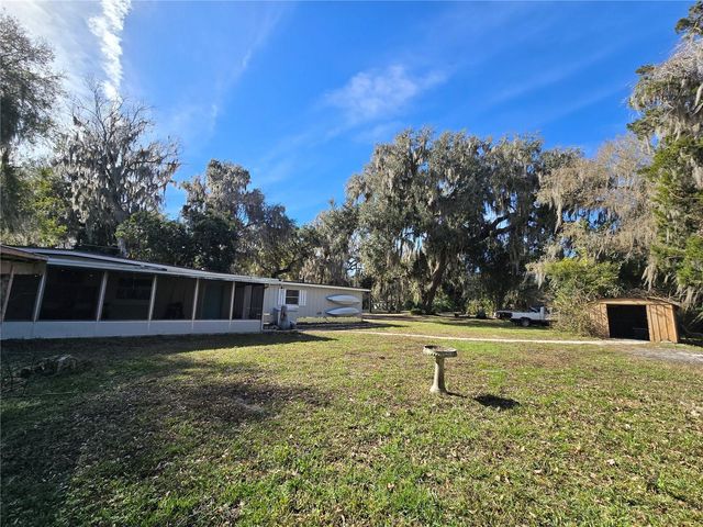 2346 CR 401, Lake Panasoffkee, FL 33538