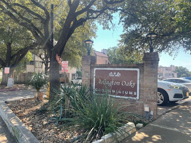 2310 Bamboo Drive J207, Arlington, TX 76006