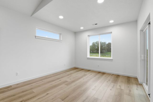 2402 Annie Pl, Cheney, WA 99004