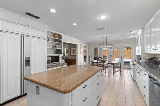 1405 Wisteria Ln, Longview, TX 75604