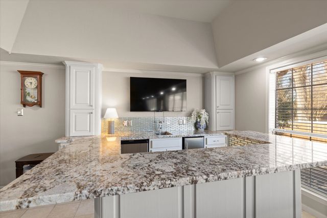 1405 Wisteria Ln, Longview, TX 75604