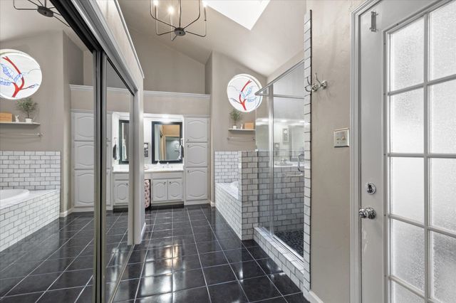 1405 Wisteria Ln, Longview, TX 75604