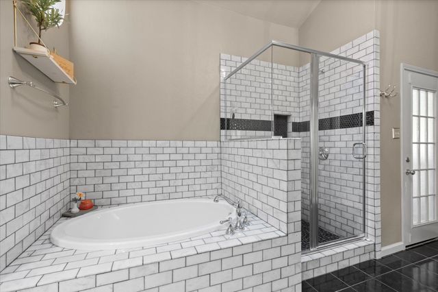 1405 Wisteria Ln, Longview, TX 75604