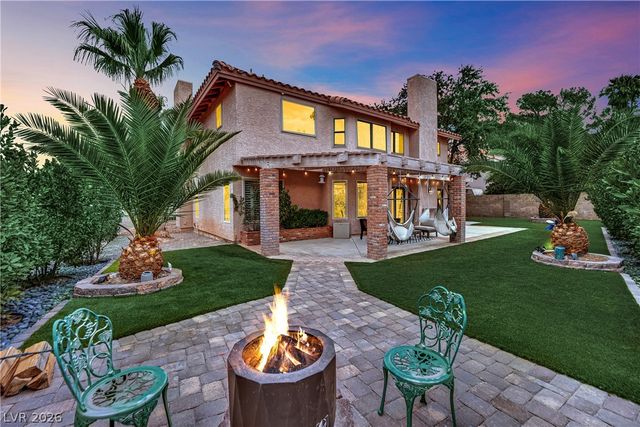 2936 Pleasant Lake Drive, Las Vegas, NV 89117