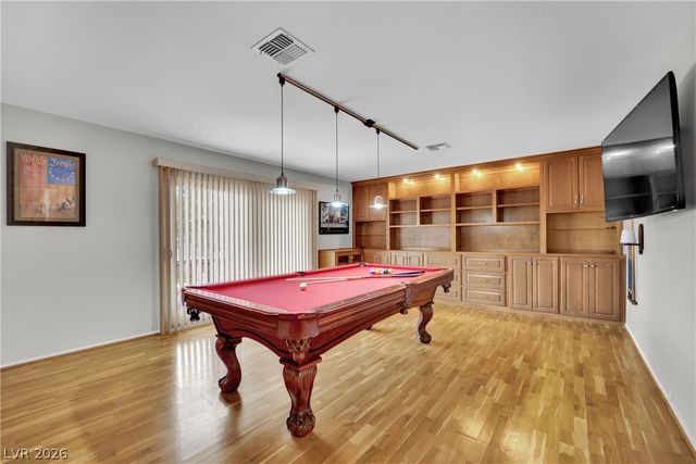 2936 Pleasant Lake Drive, Las Vegas, NV 89117