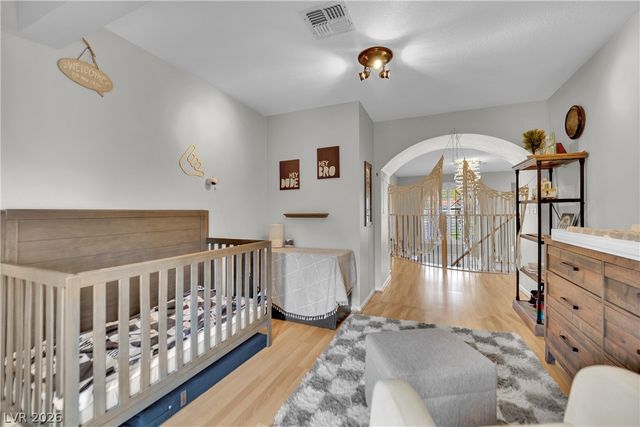 2936 Pleasant Lake Drive, Las Vegas, NV 89117
