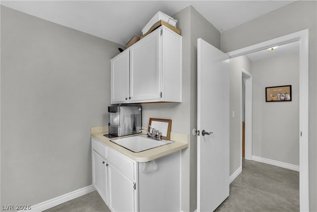 2936 Pleasant Lake Drive, Las Vegas, NV 89117