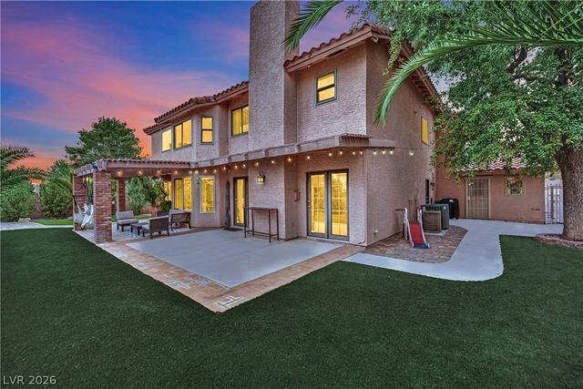 2936 Pleasant Lake Drive, Las Vegas, NV 89117