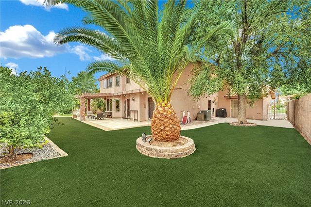 2936 Pleasant Lake Drive, Las Vegas, NV 89117