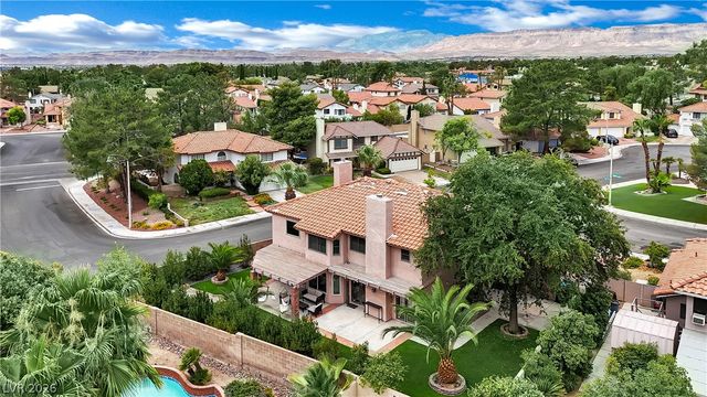 2936 Pleasant Lake Drive, Las Vegas, NV 89117