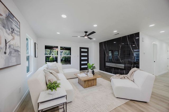 2504 Guilford Road, Fort Worth, TX 76107