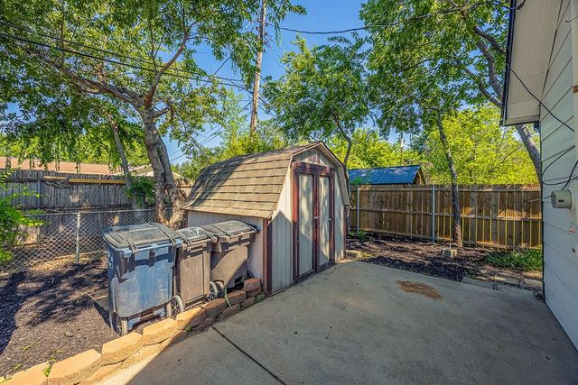 2504 Guilford Road, Fort Worth, TX 76107