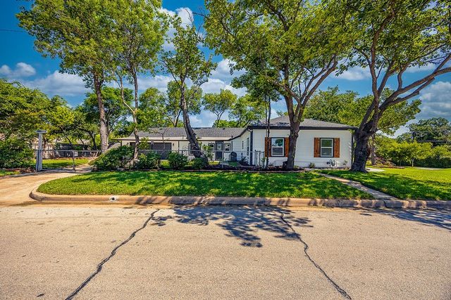 2504 Guilford Road, Fort Worth, TX 76107