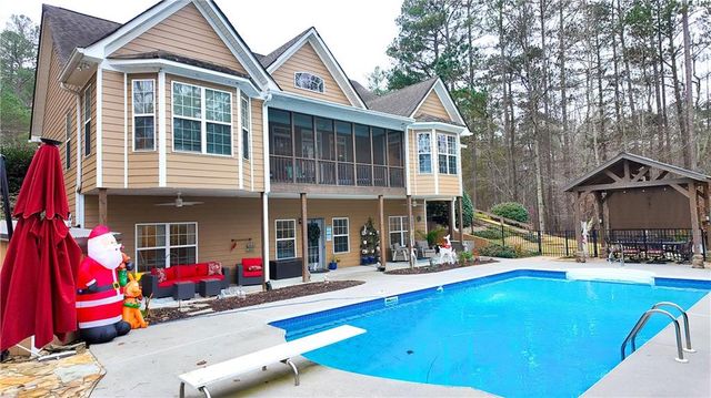 8179 Pineview Court, Villa Rica, GA 30180