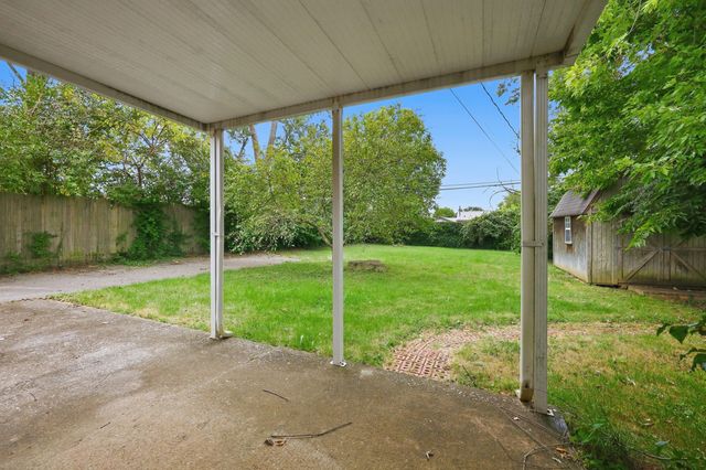 322 Wilson Downing Road, Lexington, KY 40517