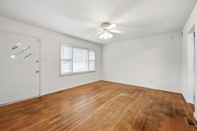 322 Wilson Downing Road, Lexington, KY 40517