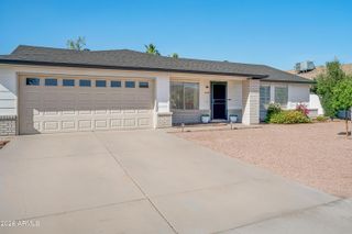 1130 W DONNER Drive, Tempe, AZ 85282