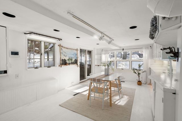 77 Old County Rd., Waltham, MA 02453