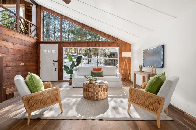 77 Old County Rd., Waltham, MA 02453