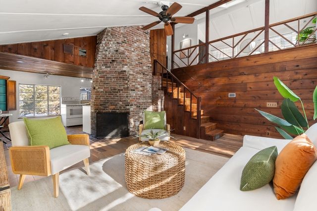 77 Old County Rd., Waltham, MA 02453