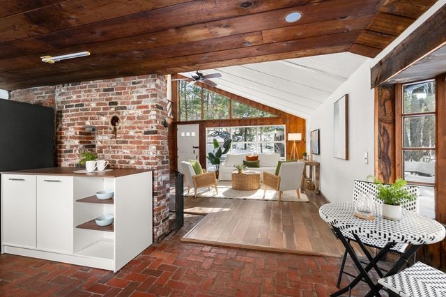 77 Old County Rd., Waltham, MA 02453